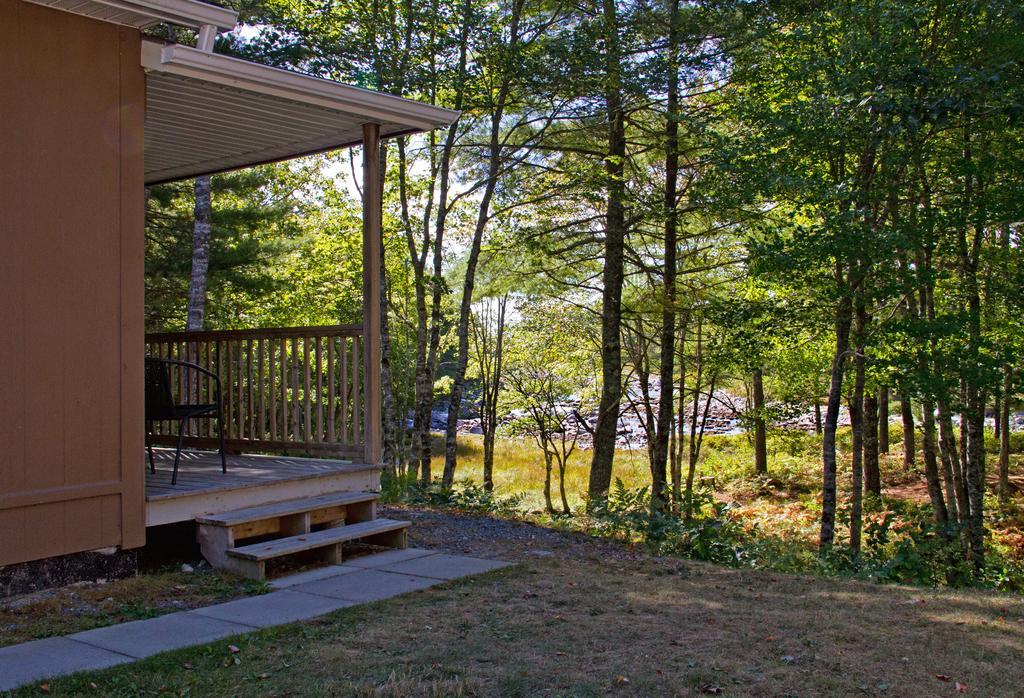 Roseway River Cottages Shelburne Esterno foto